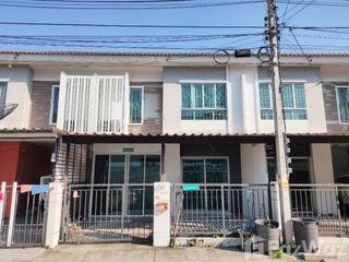 For rent 3 bed townhouse in Sam Phran, Nakhon Pathom