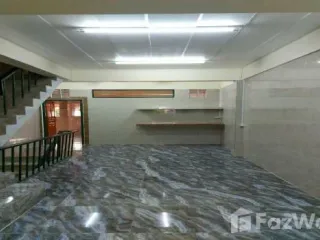 For rent 5 bed townhouse in Krathum Baen, Samut Sakhon