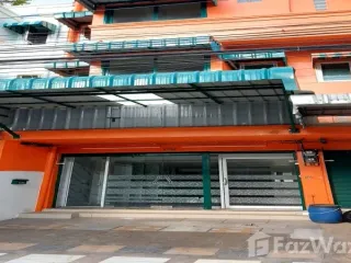 For rent 5 bed townhouse in Krathum Baen, Samut Sakhon