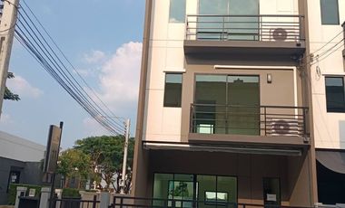 For rent 3 Beds townhouse in Bang Kruai, Nonthaburi