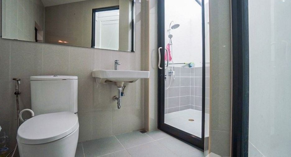 For sale 4 bed house in Pak Kret, Nonthaburi