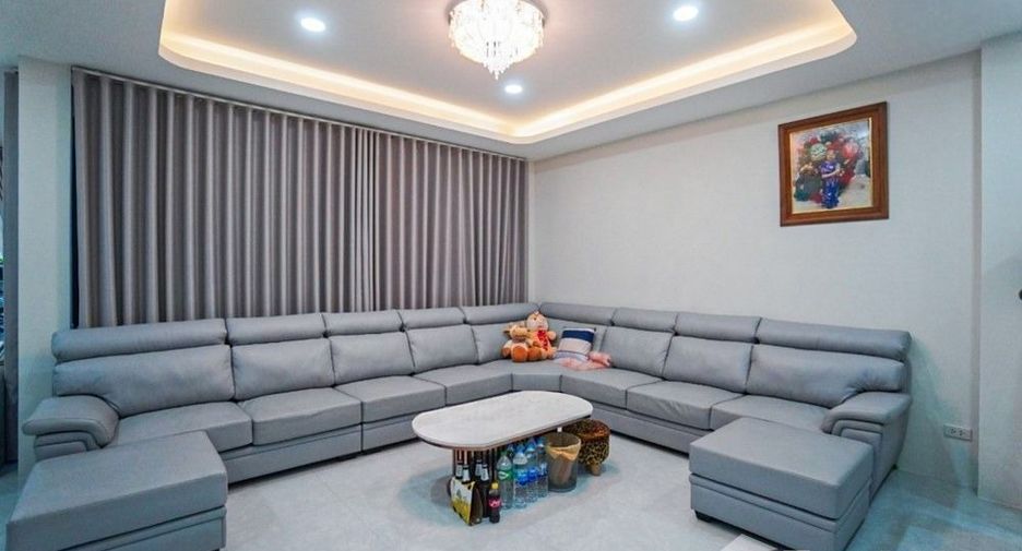 For sale 4 bed house in Pak Kret, Nonthaburi