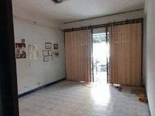 For sale 2 bed townhouse in Mueang Pattani, Pattani