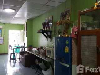 For sale 2 bed townhouse in Krathum Baen, Samut Sakhon