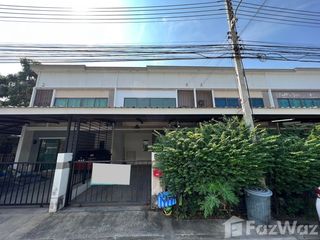 For rent 3 bed townhouse in Sam Phran, Nakhon Pathom
