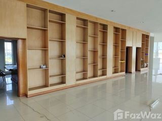For rent office in Mueang Chon Buri, Chonburi