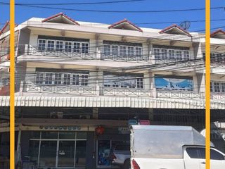 For sale 2 bed retail Space in Mueang Sing Buri, Sing Buri