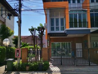 For sale 4 Beds townhouse in Pak Kret, Nonthaburi