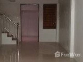 For rent 2 bed townhouse in Mueang Uttaradit, Uttaradit