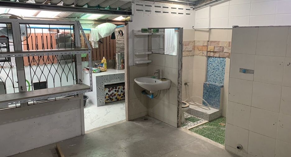 For sale 1 Beds townhouse in Mueang Nonthaburi, Nonthaburi