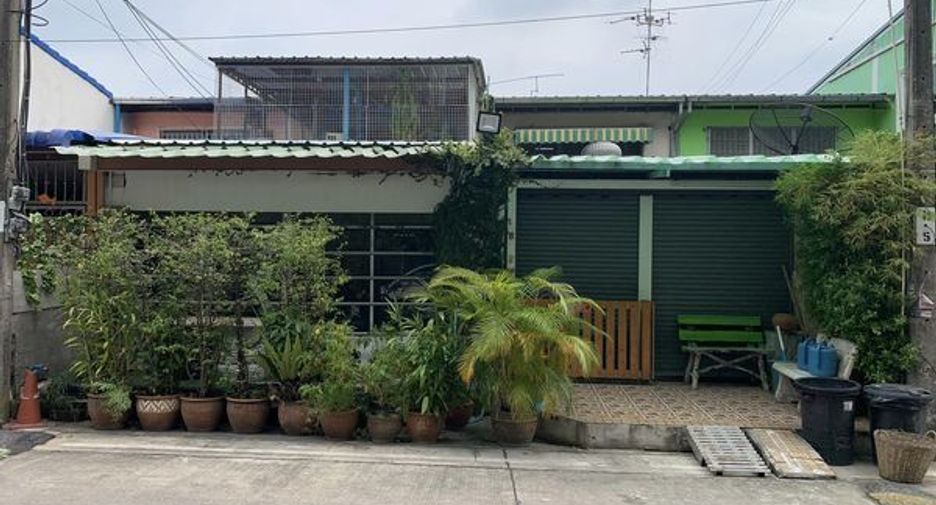 For sale 1 Beds townhouse in Mueang Nonthaburi, Nonthaburi