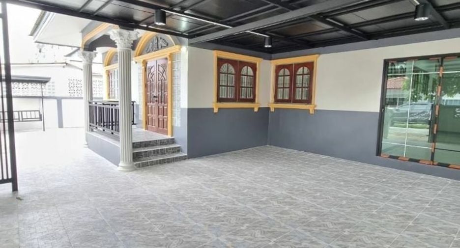For sale 3 bed house in Sai Noi, Nonthaburi