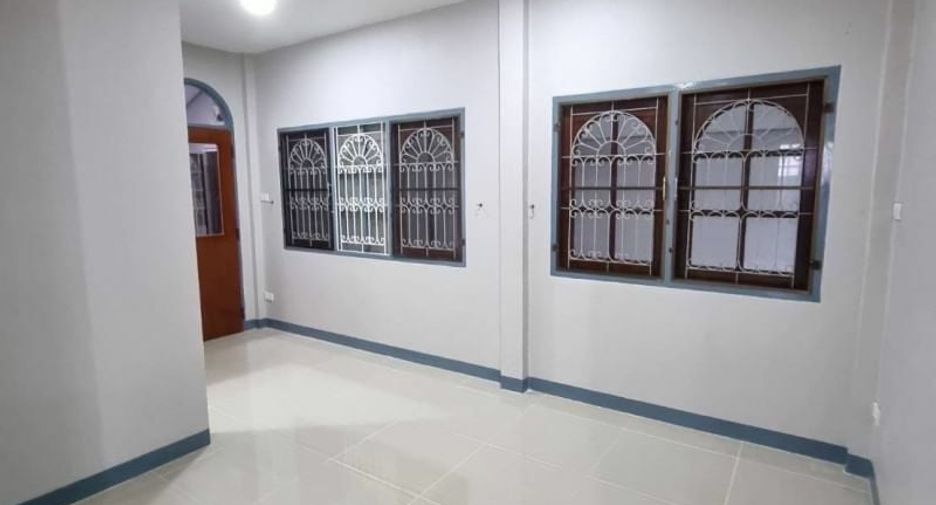 For sale 3 bed house in Sai Noi, Nonthaburi