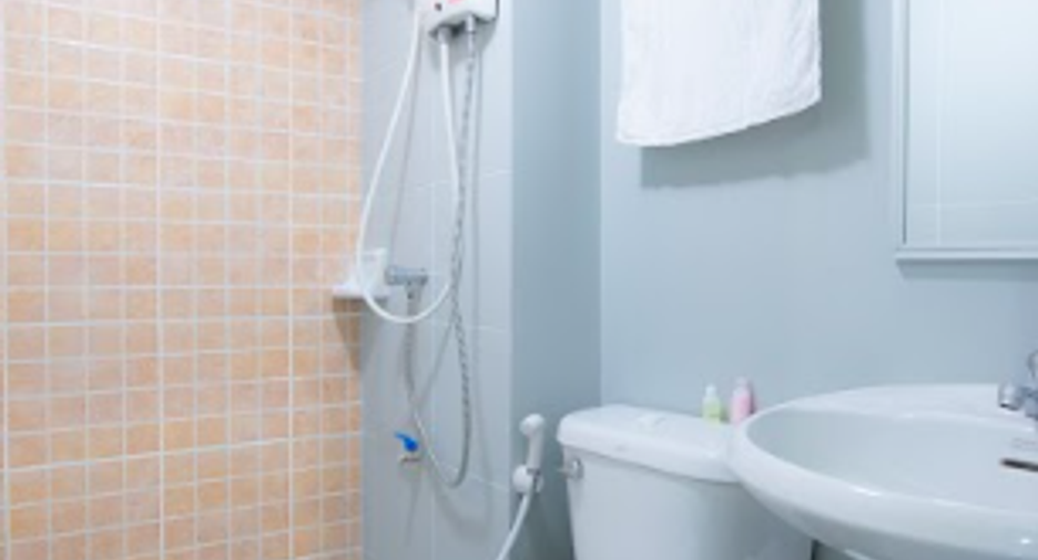 For sale 2 bed condo in Thanyaburi, Pathum Thani