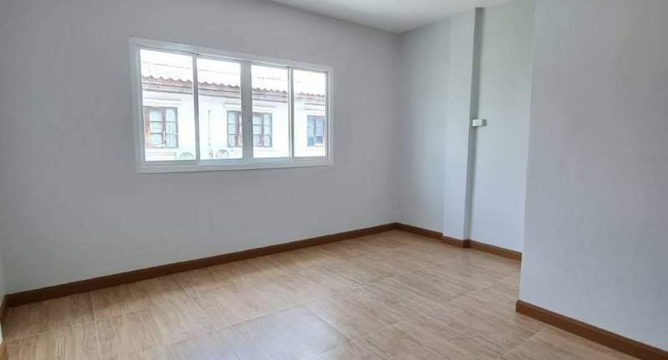 For sale 2 Beds townhouse in Mueang Nonthaburi, Nonthaburi
