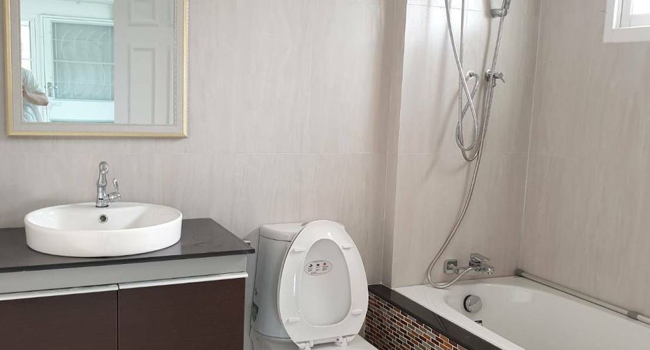 For sale 3 Beds house in Pak Kret, Nonthaburi