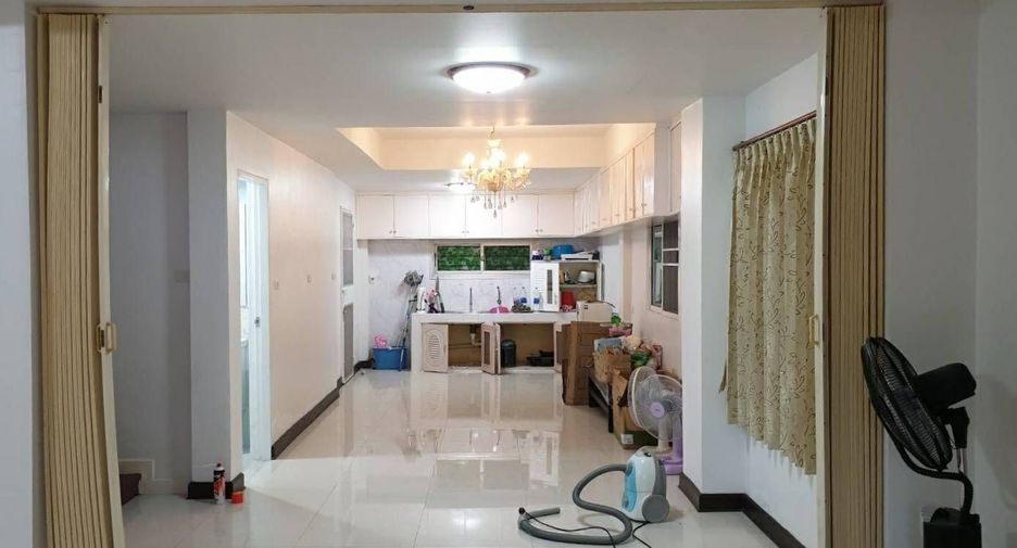 For sale 3 Beds house in Pak Kret, Nonthaburi