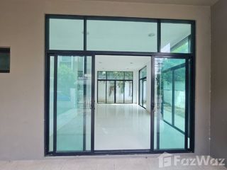 For sale 4 bed townhouse in Mueang Nonthaburi, Nonthaburi