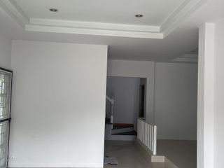 For sale 5 Beds house in Lam Luk Ka, Pathum Thani