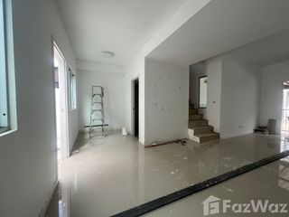 For sale 3 Beds townhouse in Sam Phran, Nakhon Pathom
