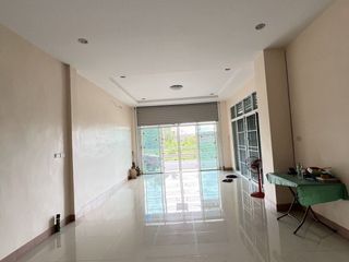 For sale 3 bed retail Space in Hat Yai, Songkhla