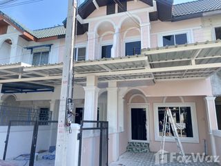 For sale 2 bed townhouse in Sam Chuk, Suphan Buri