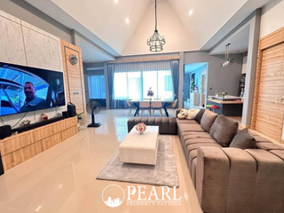 For sale 4 Beds villa in Bang Lamung, Chonburi