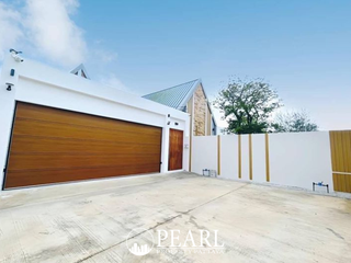 For sale 4 Beds villa in Bang Lamung, Chonburi