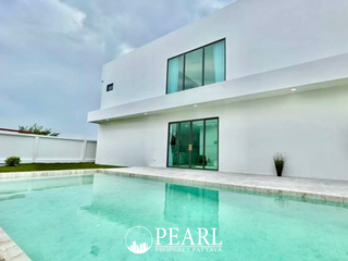 For sale 5 bed villa in East Pattaya, Pattaya