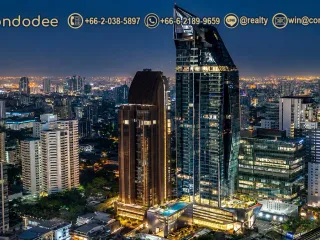 Продажа 3 спальни кондо в Кхлонг Тоеи, Бангкок