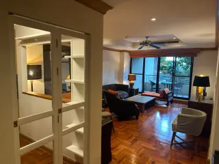 For rent 1 bed condo in Yan Nawa, Bangkok