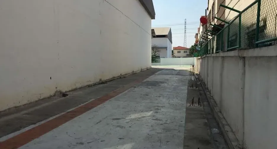 For rent warehouse in Bang Bo, Samut Prakan