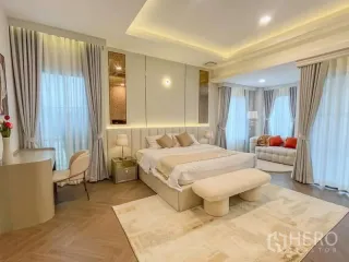 For rent and for sale 4 bedrooms house in Saphan Sung, Bangkok