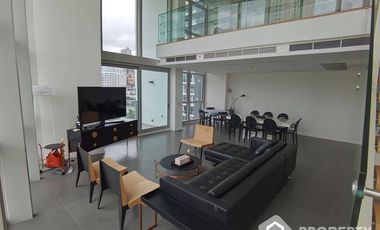 For sale 4 Beds condo in Sathon, Bangkok