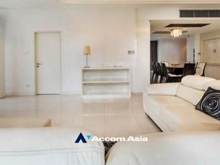For sale 4 Beds condo in Watthana, Bangkok