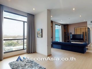 For sale 4 Beds condo in Watthana, Bangkok