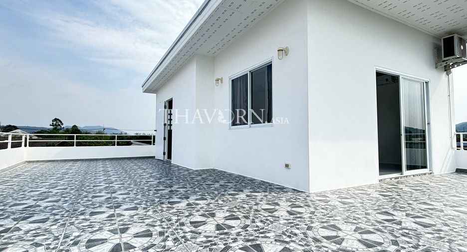 For sale 4 bed house in Sattahip, Chonburi