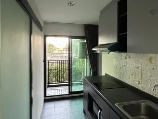 For sale 1 Beds condo in Wang Thonglang, Bangkok