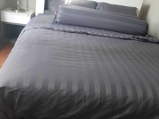 For rent 5 Beds condo in Huai Khwang, Bangkok