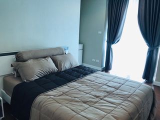 For rent 5 Beds condo in Huai Khwang, Bangkok