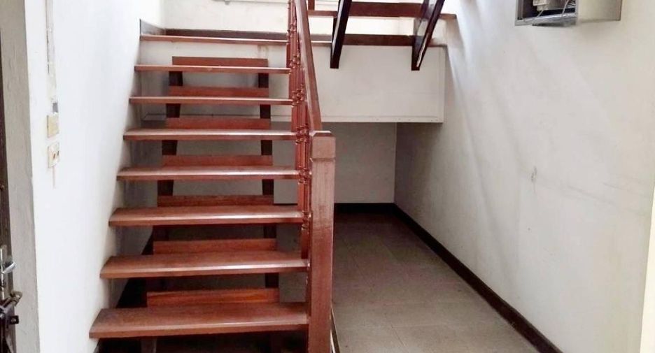 For sale 3 bed house in Mueang Nonthaburi, Nonthaburi