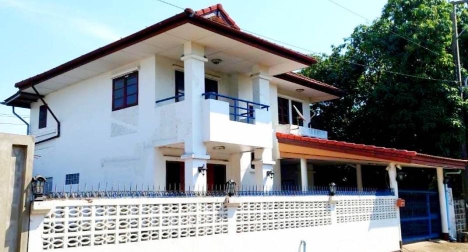For sale 3 bed house in Mueang Nonthaburi, Nonthaburi
