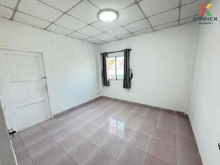 For sale 3 bed townhouse in Bang Pa-in, Phra Nakhon Si Ayutthaya