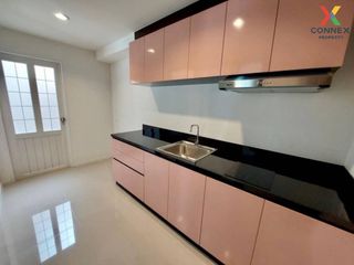 For sale 3 Beds townhouse in Nong Khaem, Bangkok