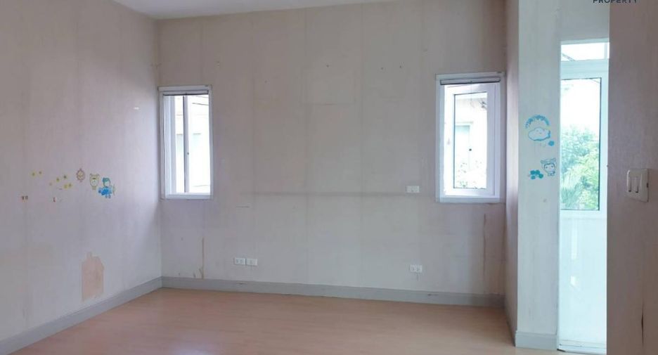 For sale 4 bed house in Mueang Nonthaburi, Nonthaburi