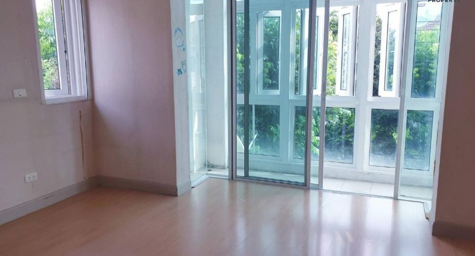For sale 4 bed house in Mueang Nonthaburi, Nonthaburi
