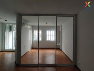 For sale 1 Beds condo in Krathum Baen, Samut Sakhon