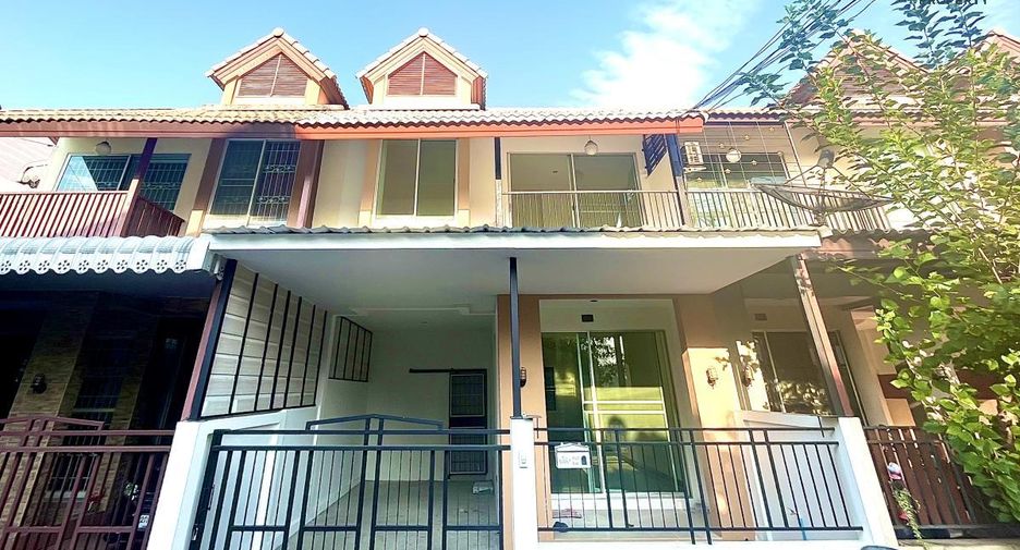 For sale 3 Beds townhouse in Bang Kruai, Nonthaburi