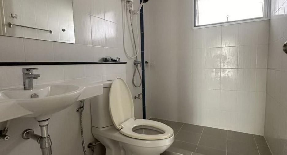 For sale 3 bed house in Mueang Nonthaburi, Nonthaburi