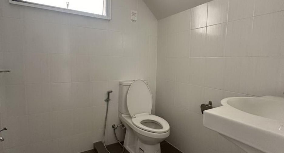 For sale 3 bed house in Mueang Nonthaburi, Nonthaburi